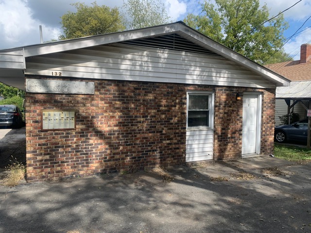 132 East Winchester Street - 2
